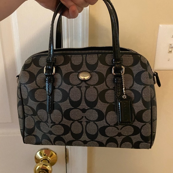 Gray/black Leather Coach - Picture 3 of 3